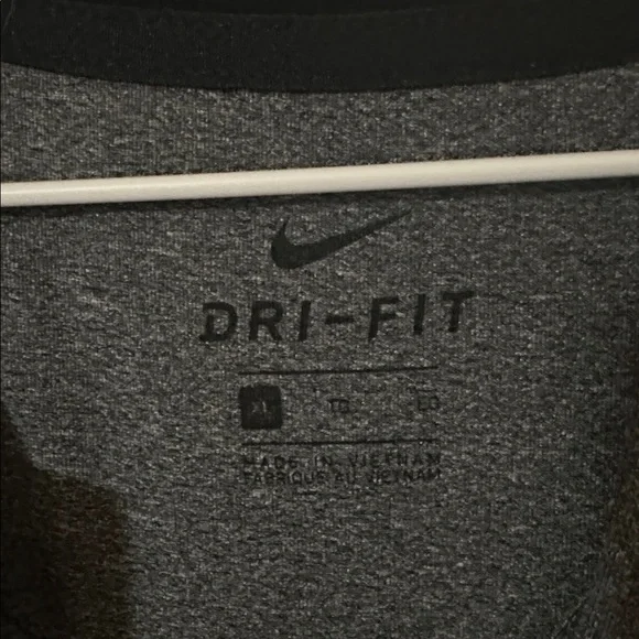 Nike Men's Dri Fit Golf Shirt - Picture 2 of 4